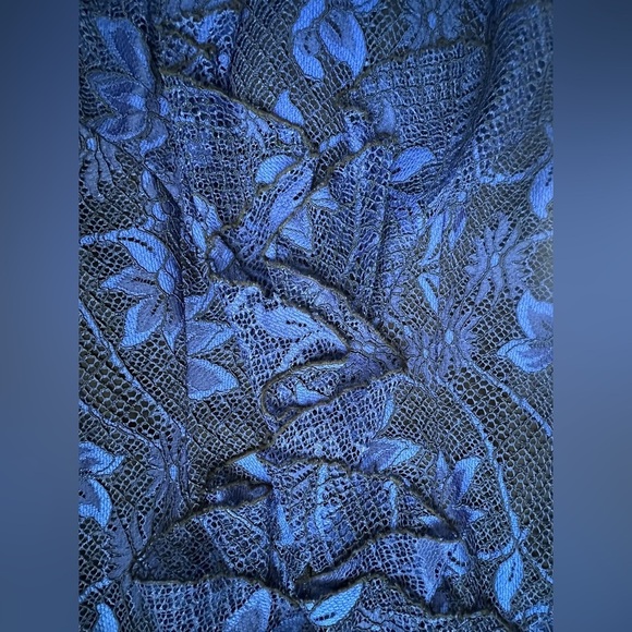 NWT Jay Godfrey Adrian Lace Tiered Gown. Size 6. - Picture 15 of 15